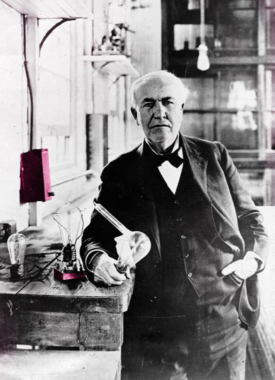 Edison vs. Tesla: İcatların Savaşı ve Modern Dünyaya Etkileri